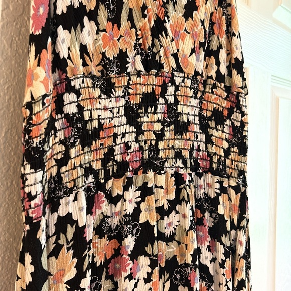 Sundress - Picture 3 of 8